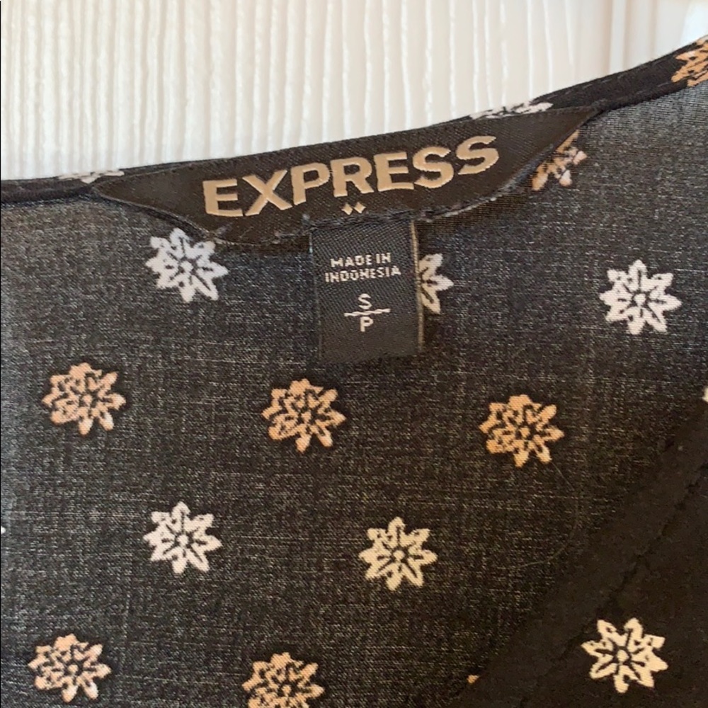 Black Express top
